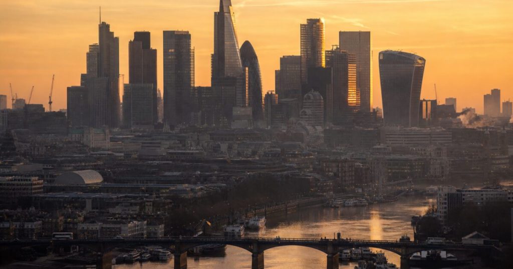 UK Election Donation Crackdown Puts £ Caps on 3 Million Overseas Voters
